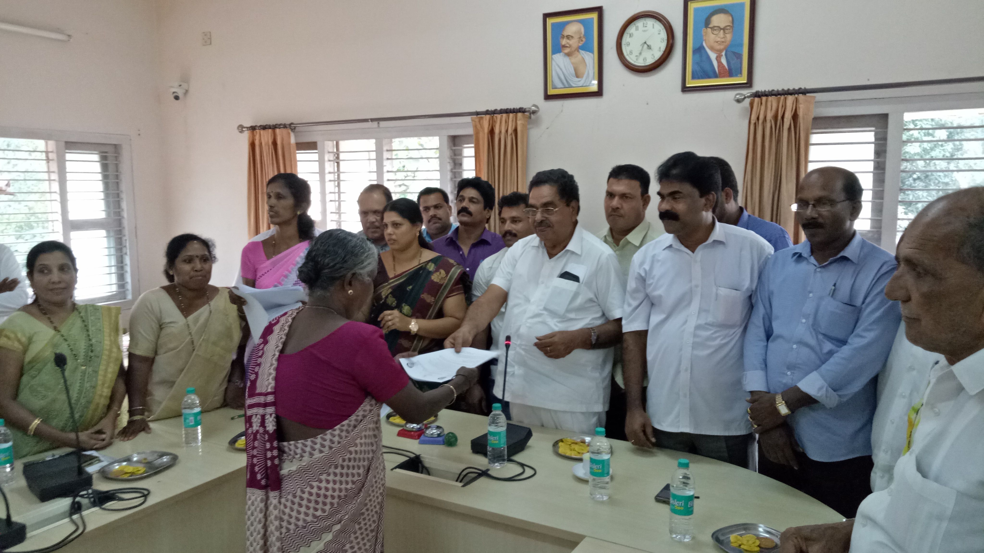 ಬಂಟ್ವಾಳ: ವಸತಿ ಮಂಜೂರಾತಿ ಪತ್ರ ವಿತರಣೆ